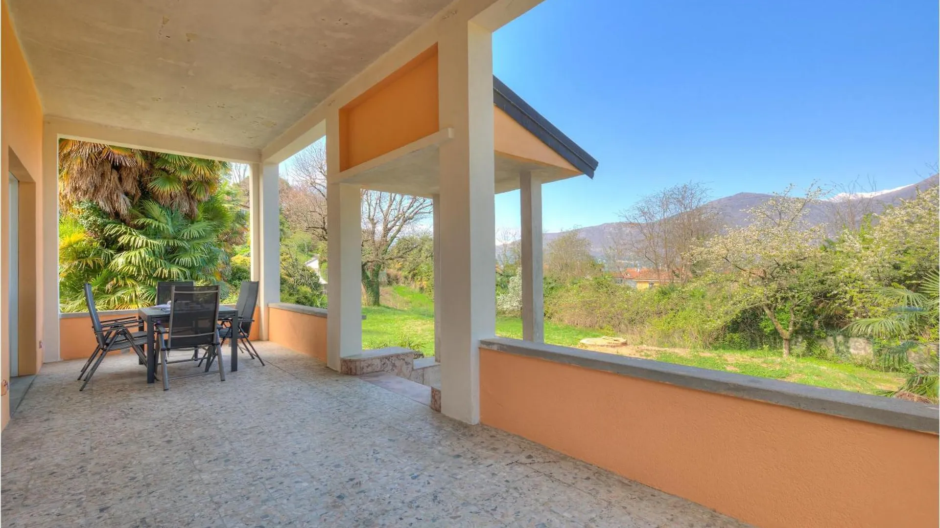 Apartamento Villa Giulia Porto Valtravaglia Italia